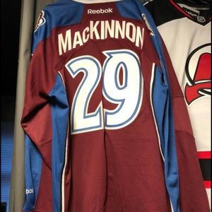 Nathan MacKinnon Jersey Avalanche